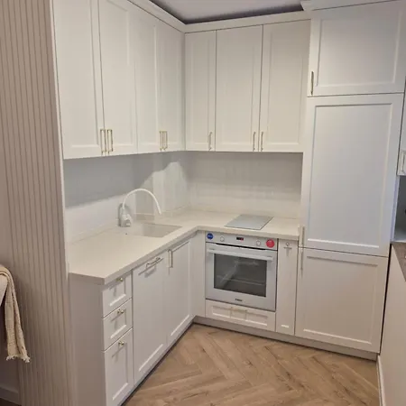 Summer Bianco 2br Lejlighed