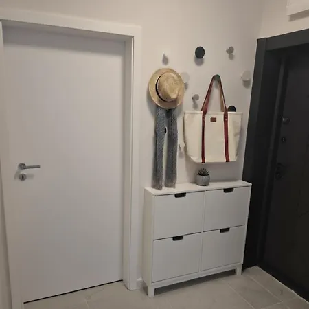 Summer Bianco 2br Apartman *